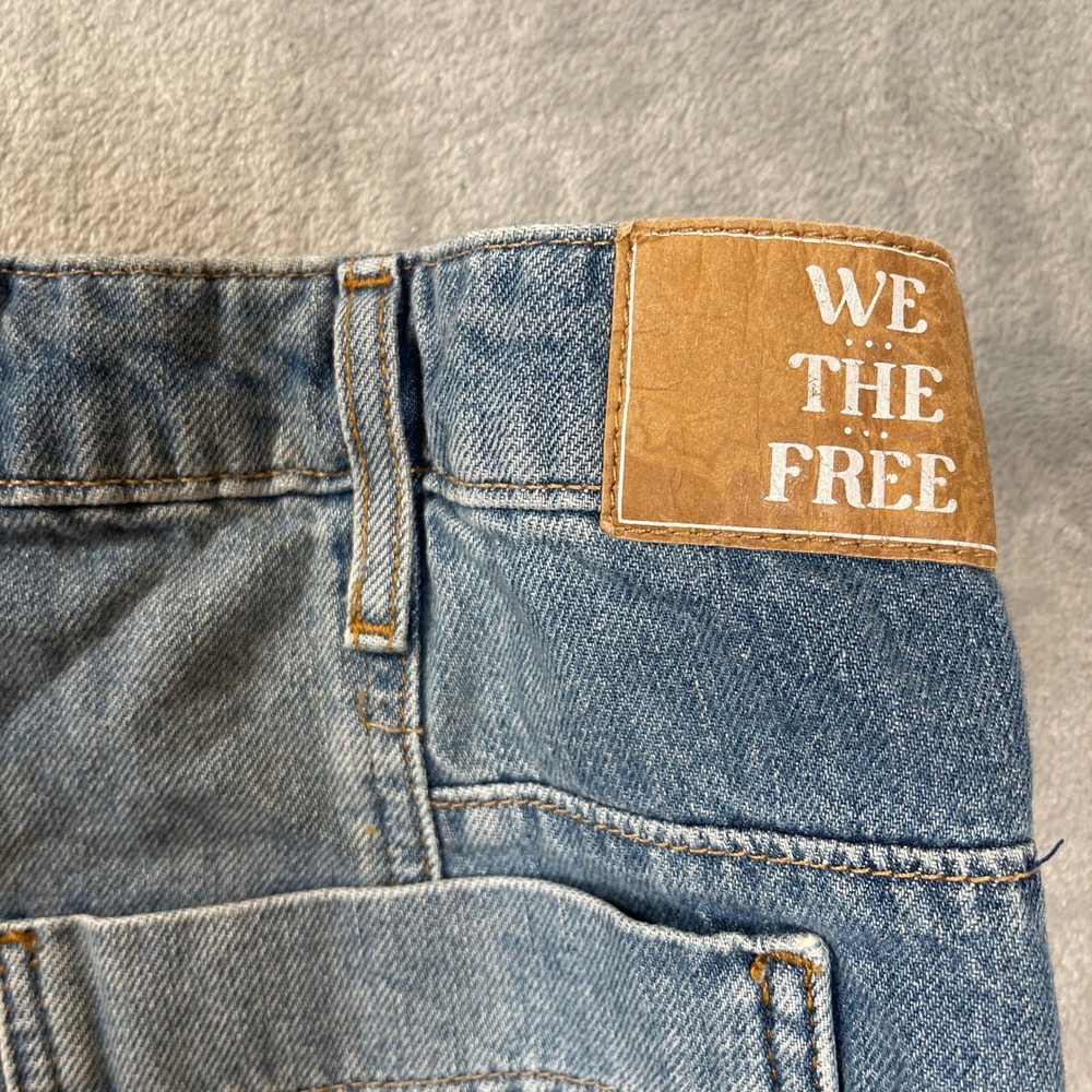 Free People Womens Shorts Size 26 Blue Denim Cuffed Patch Pocket - Picture 6 of 6